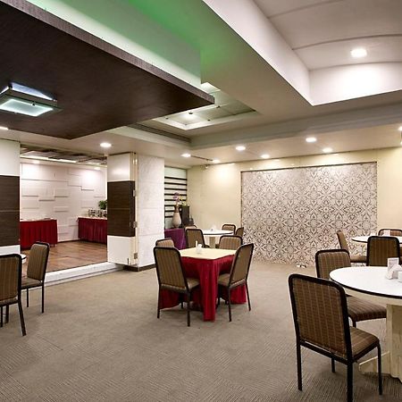 Hotel Planet Residency Мумбаи Экстерьер фото