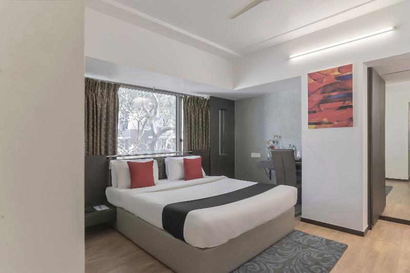 Hotel Planet Residency Мумбаи Экстерьер фото